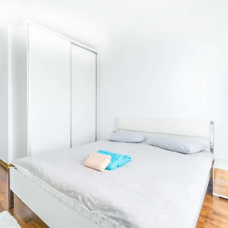 Appartement Incity Booking *